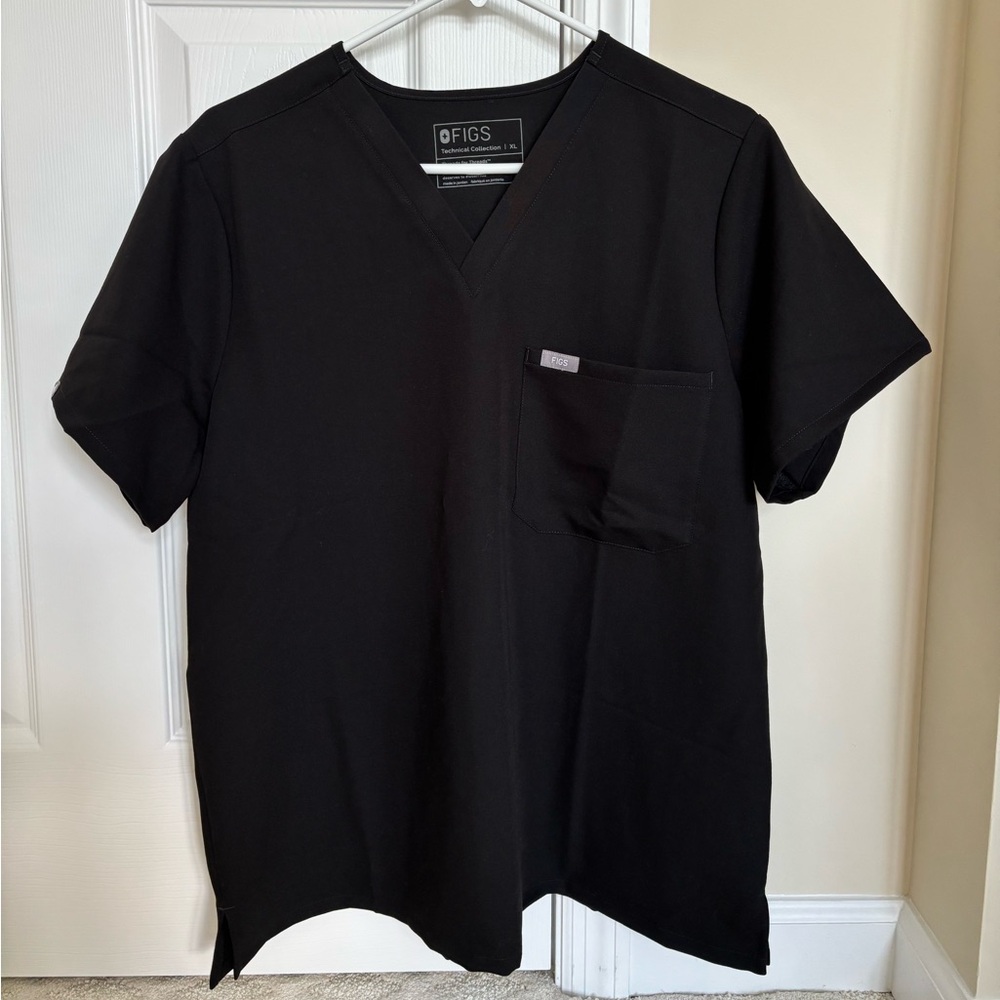 Figs Black V-Neck Scrub Top